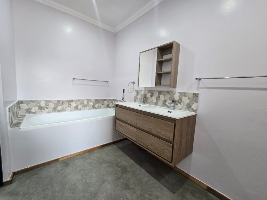3 Bedroom Property for Sale in Magalies Golf Estate North West